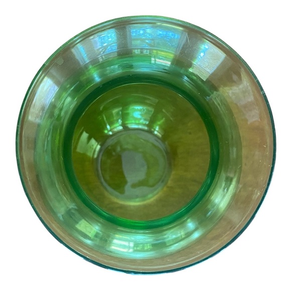 Green glass flower vase 8” tall VGUC - Picture 2 of 3